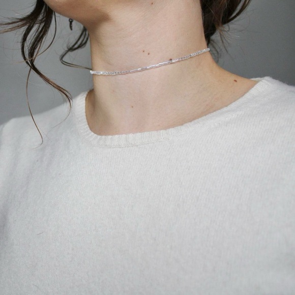 Iridescent Silver White Beaded Choker Necklace Handmade - Picture 6 of 6